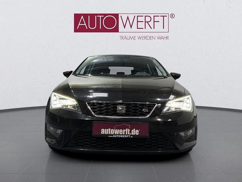 Second-hand Seat Leon FR 150 CP (110 kW) 2015 Negru Berlinǎ