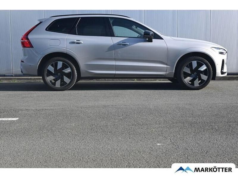 Gebraucht Volvo XC60 Plus 398 PS (292 kW) 2024 Silver dawn SUV
