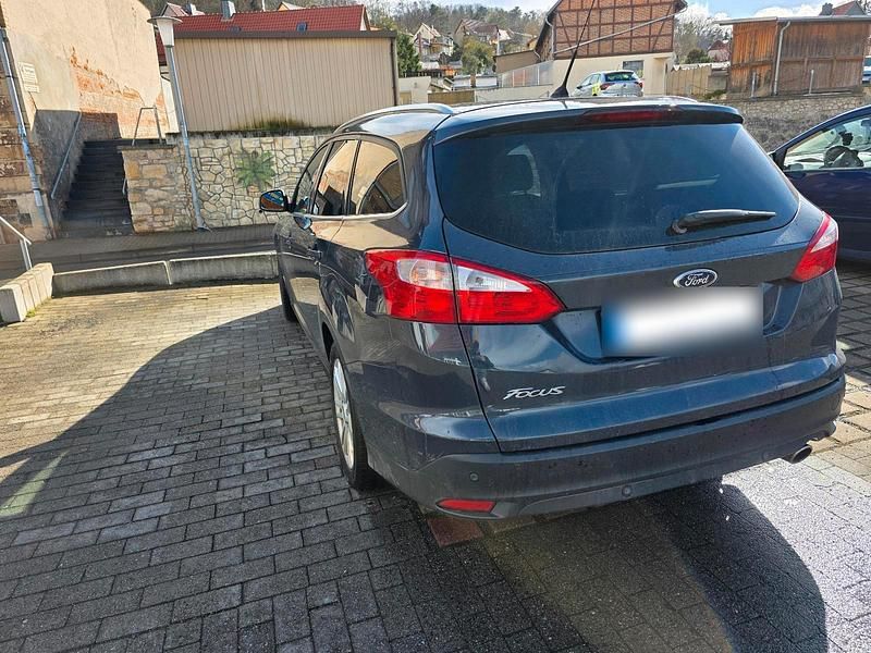 Usata Ford Focus 140 CV (102 kW) 2013 Station wagon