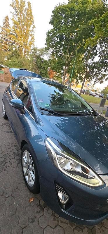 Gebraucht Ford Fiesta 105 PS (77 kW) 2018 Blau Kleinwagen