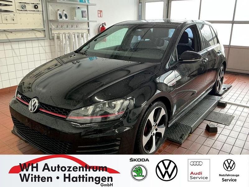 Schwarz Gebraucht 2015 VW Golf VII GTI Limousine | 17.800 € (Fairer Preis) - Bild 1/3