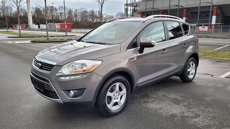 Grau Gebraucht 2012 Ford Kuga Titanium SUV | 6.990 € (Fairer Preis) - Bild 1/4