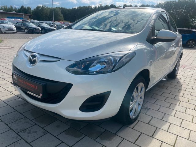 Gebraucht Mazda 2 Center-Line 95 PS (69 kW) 2014 Weiß Kleinwagen