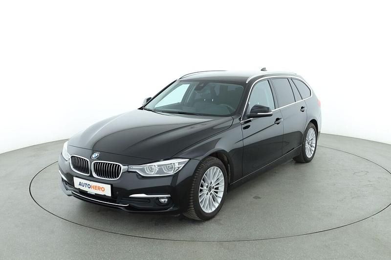 Schwarz Gebraucht 2018 BMW 318 Luxury Line Kombi | 21.110 € (Etwas zu teuer) - Bild 1/3