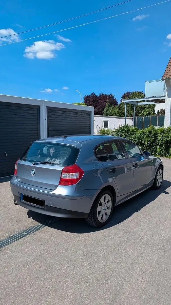 Gebraucht BMW 116 116 PS (85 kW) 2004 Blau Kleinwagen