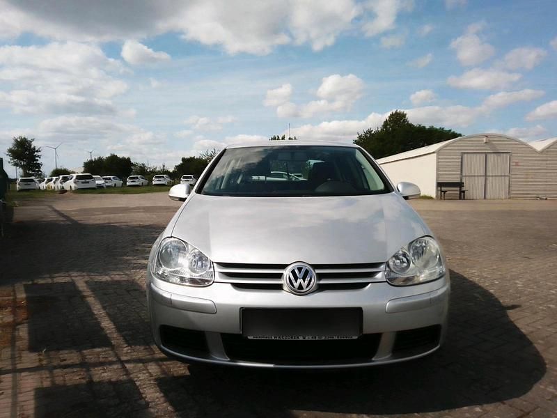 Silber Gebraucht 2007 VW Golf V Kleinwagen | 1.300 € (Guter Preis) - Bild 1/4