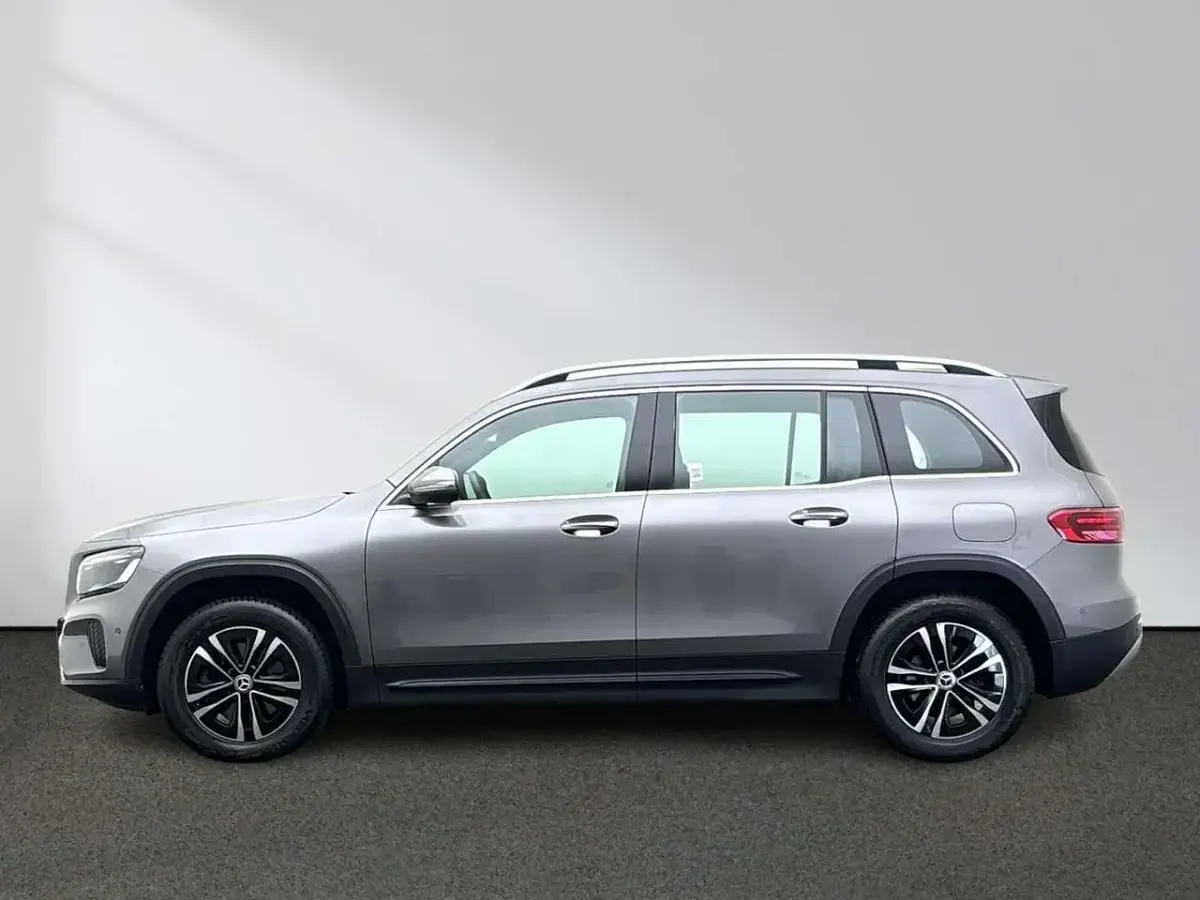 Gebraucht Mercedes GLB200 Advanced 150 PS (110 kW) 2024 Grau SUV