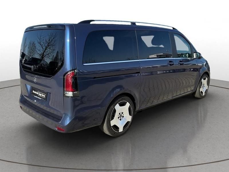 Gebraucht Mercedes V300 Avantgarde 237 PS (174 kW) 2025 Sodalithblau met. Van / Kleinbus