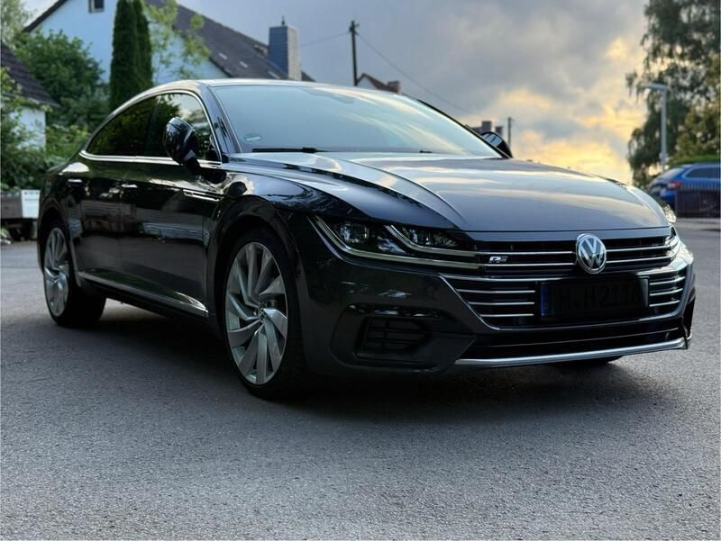 Grau Gebraucht 2018 VW Arteon R-line Limousine | 25.990 € (Etwas zu teuer) - Bild 1/4