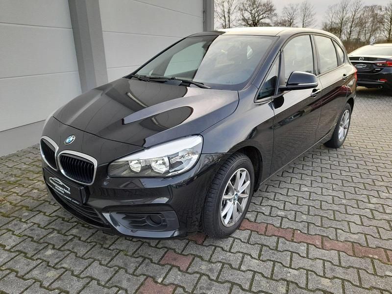 Schwarz Gebraucht 2014 BMW 218 Kombi | 12.999 € (Fairer Preis) - Bild 1/4