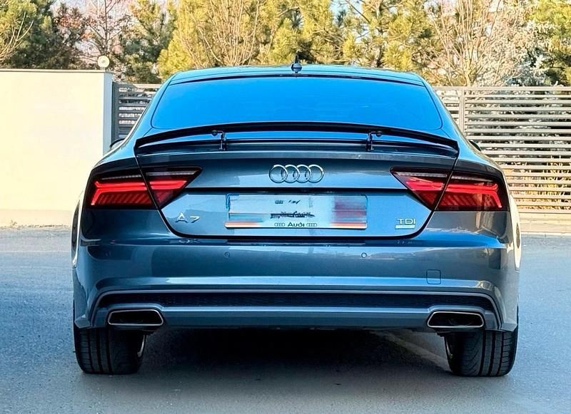 Grau Gebraucht 2015 Audi A7 Sportback Ambiente Kleinwagen | 23.500 € (Fairer Preis) - Bild 1/4