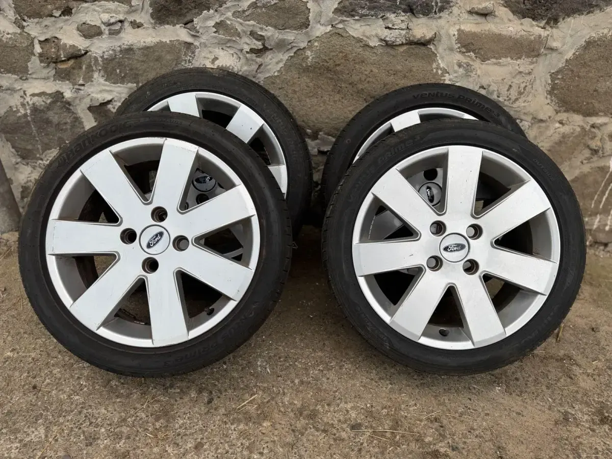 Gebraucht Ford Fiesta 80 PS (58 kW) 2005 Grau Kleinwagen