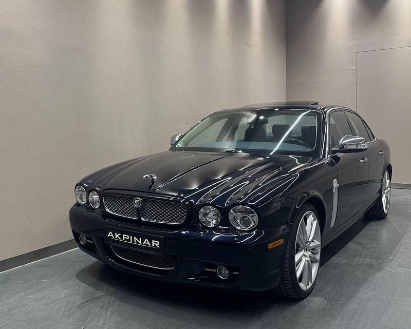 Gebraucht Jaguar XJ6 Portfolio 207 PS (152 kW) 2009 Schwarz Limousine