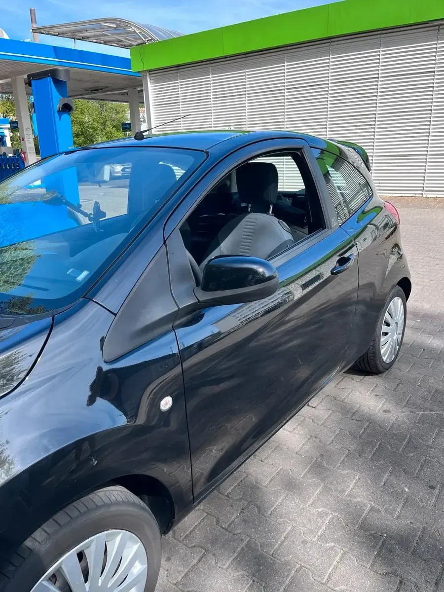 Gebraucht Ford Ka 69 PS (50 kW) 2009 Schwarz Kleinwagen