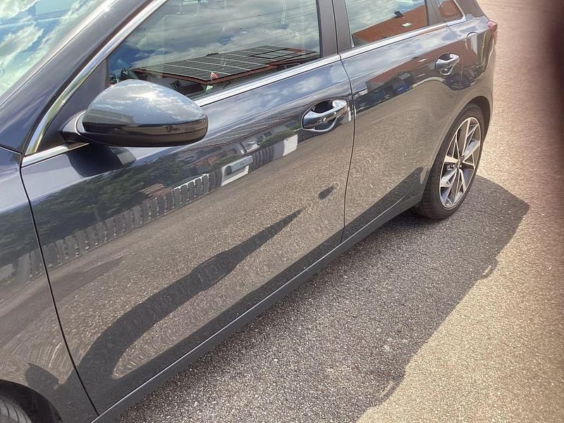 Gebraucht Kia Ceed Vision 116 PS (85 kW) 2021 Grau Kleinwagen