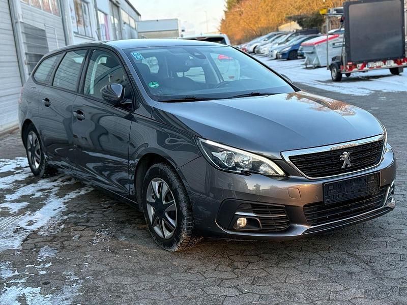 Gebraucht Peugeot 308 SW Active 131 PS (96 kW) 2017 Kombi