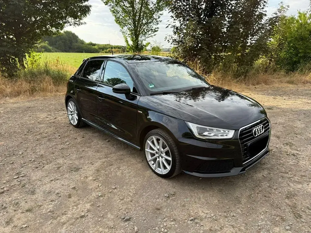 Gebraucht Audi A1 Sportback Sport 192 PS (141 kW) 2015 Schwarz Kleinwagen