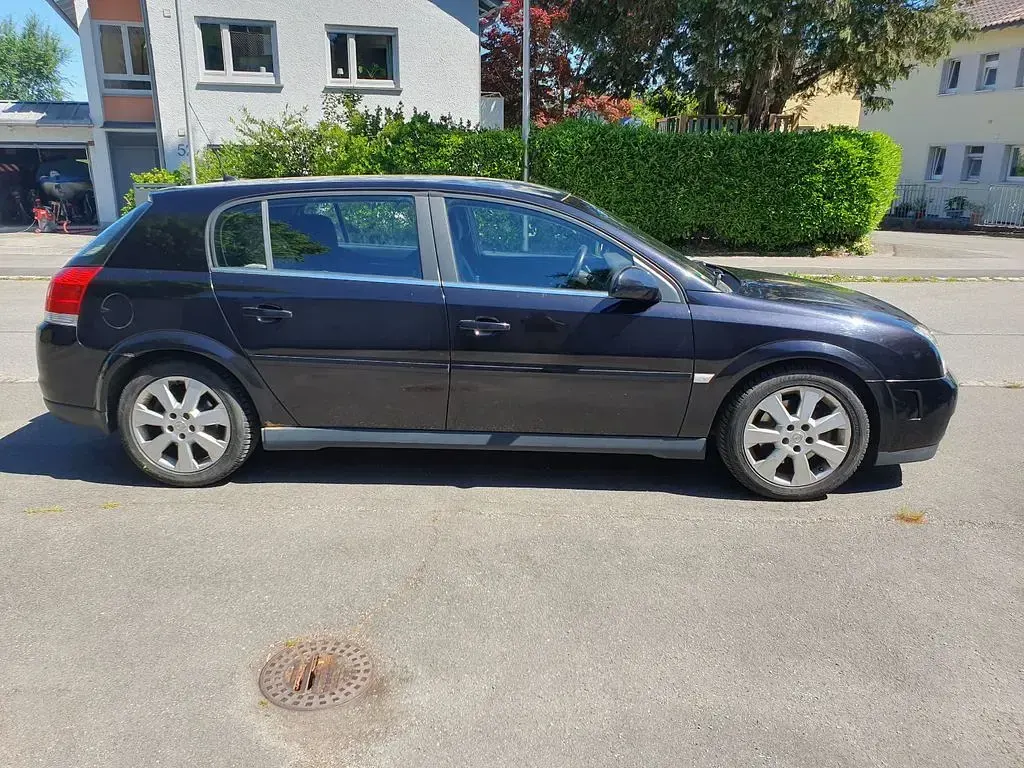 Gebraucht Opel Signum 211 PS (155 kW) 2004 Schwarz Kleinwagen