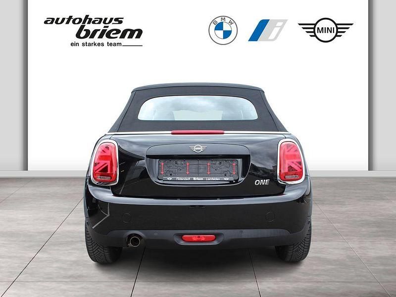 Gebraucht Mini One Cabriolet Chili 102 PS (75 kW) 2020 Schwarz Cabrio