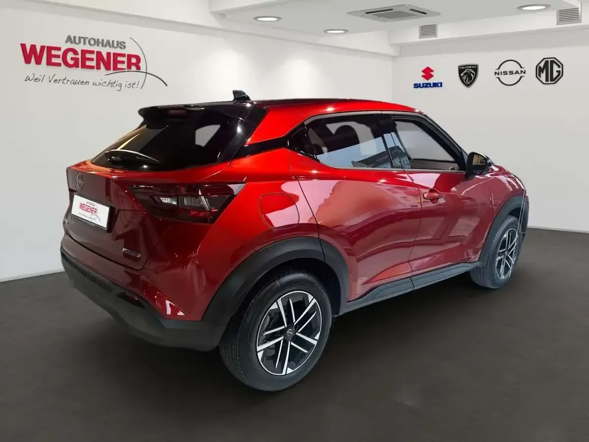 Neu Nissan Juke 360º 143 PS (105 kW) 2026 Rot SUV