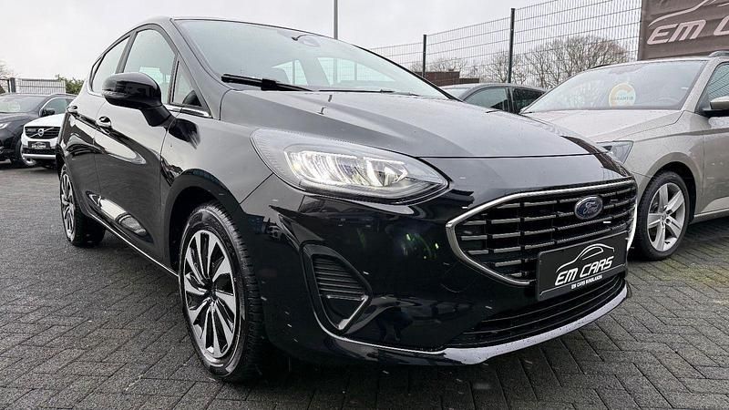 Schwarz Gebraucht 2022 Ford Fiesta Titanium Kleinwagen | 15.990 € (Guter Preis) - Bild 1/4
