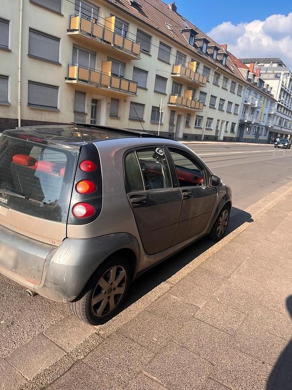 Używany Smart ForFour 75 KM (55 kW) 2005 Szary Hatchback