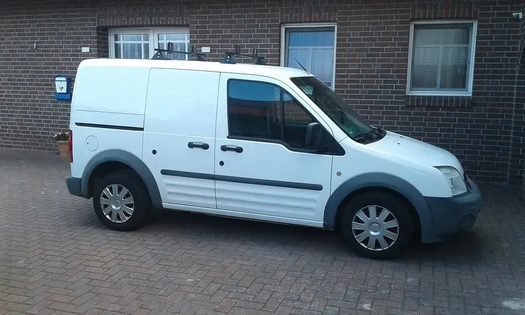 Używany Ford Transit Connect Trend 75 KM (55 kW) 2010 Biały Minivan