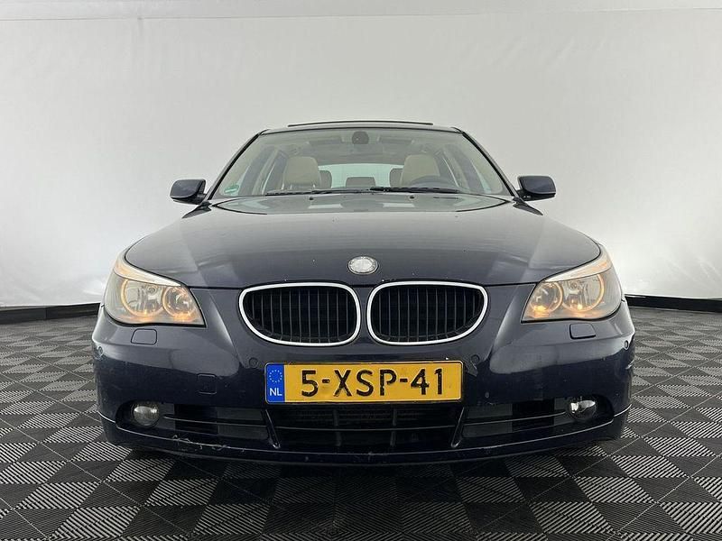 Gebraucht BMW 525 177 PS (130 kW) 2004 Blau Kombi