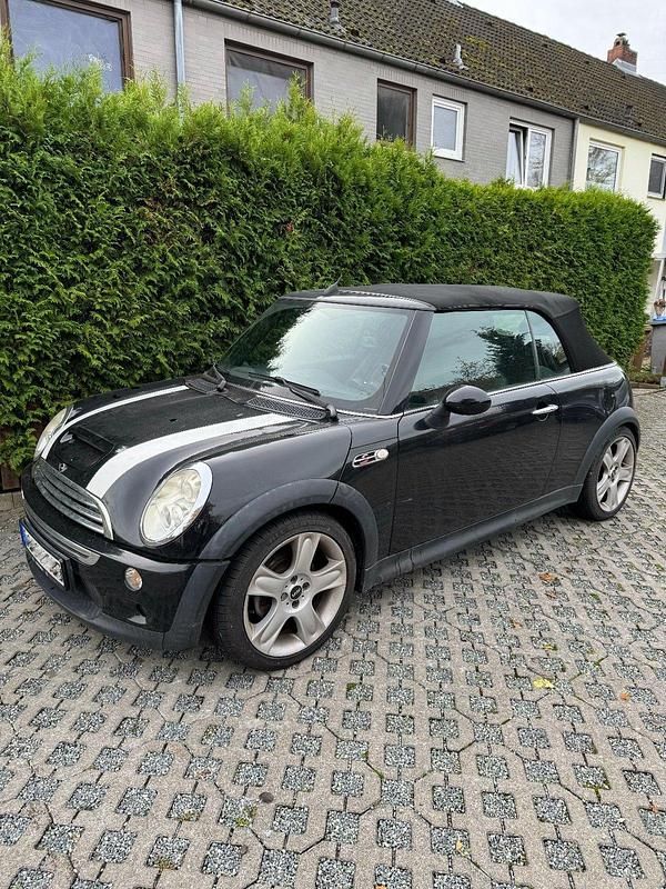 Schwarz Gebraucht 2004 Mini Cooper S Cabriolet Cabrio | 5.900 € (Etwas zu teuer) - Bild 1/4