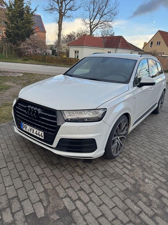 Gebraucht Audi Q7 Ambiente 272 PS (200 kW) 2016 Weiß SUV