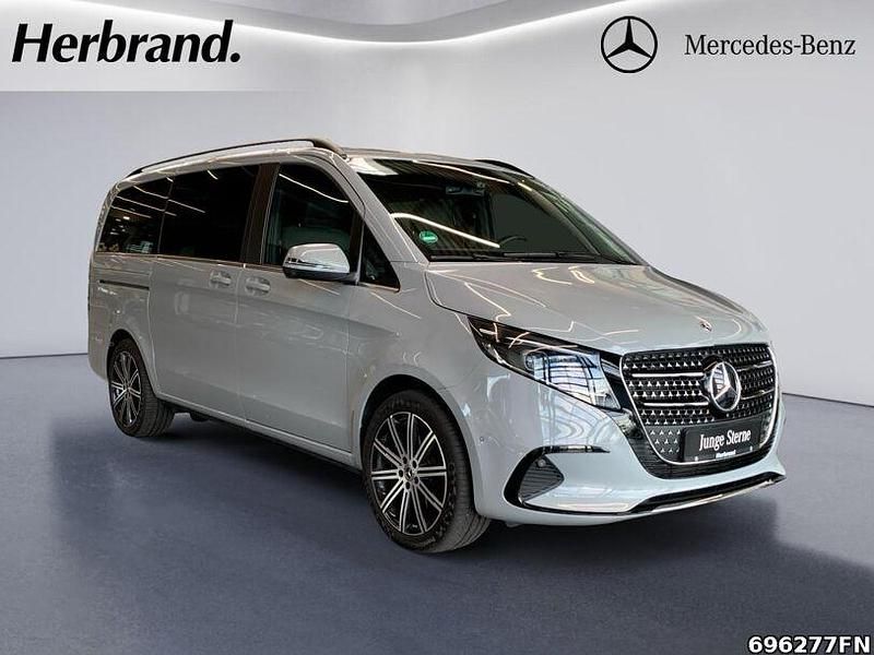 Gebraucht Mercedes V300 237 PS (174 kW) 2024 Grau Van / Kleinbus