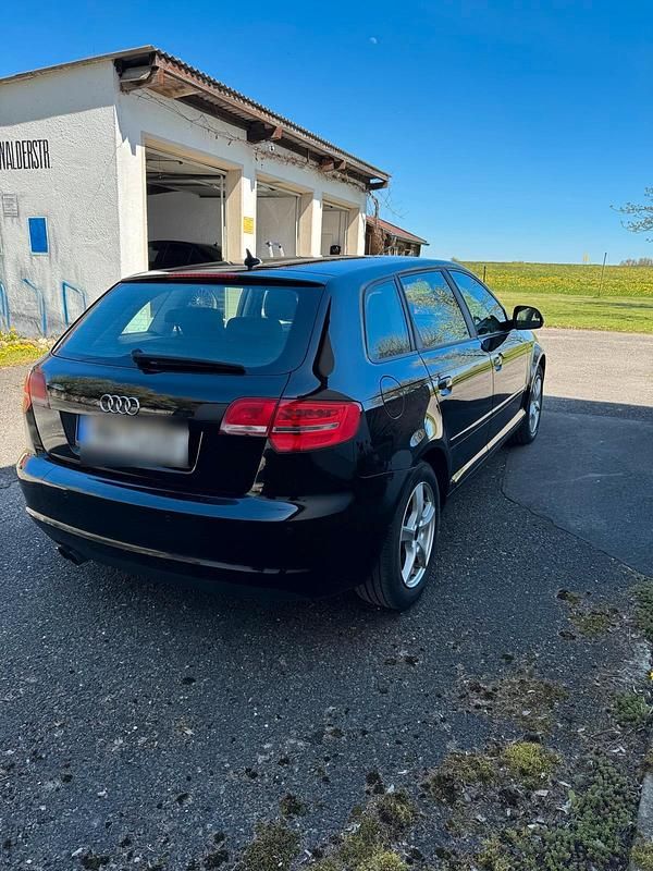 Używany Audi A3 170 KM (125 kW) 2010 Czarny Hatchback