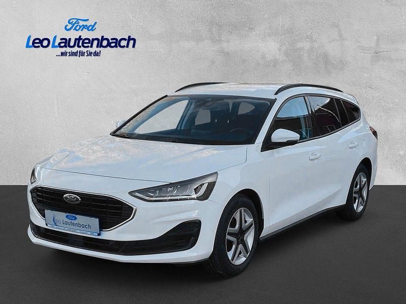 Używany Ford Focus Cool & Connect 101 KM (74 kW) 2022 Sedan/Limuzyna