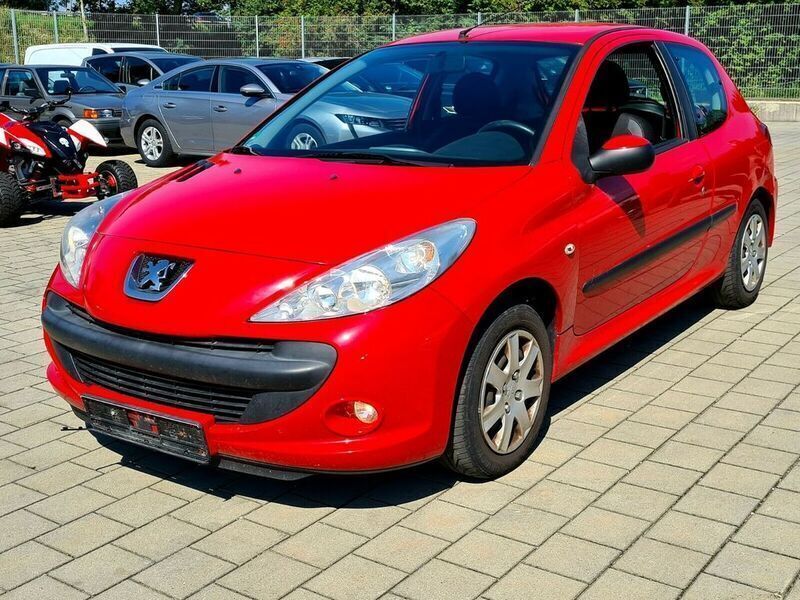 Gebraucht Peugeot 206+ Basis 60 PS (44 kW) 2009 Rot Kleinwagen