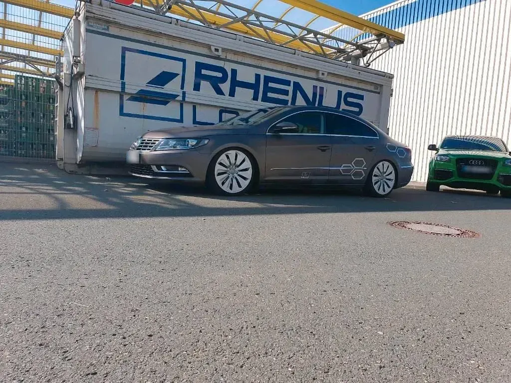 Gebraucht VW Passat 140 PS (102 kW) 2012 Braun Coupé