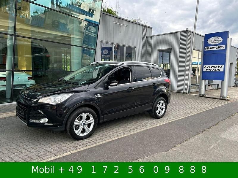 Schwarz Gebraucht 2015 Ford Kuga Trend SUV | 9.499 € (Fairer Preis) - Bild 1/4