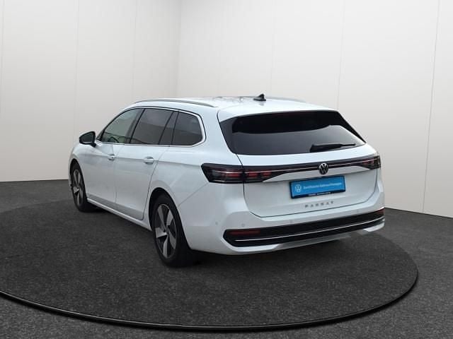 Gebraucht VW Passat Elegance 150 PS (110 kW) 2025 Weiss Kombi