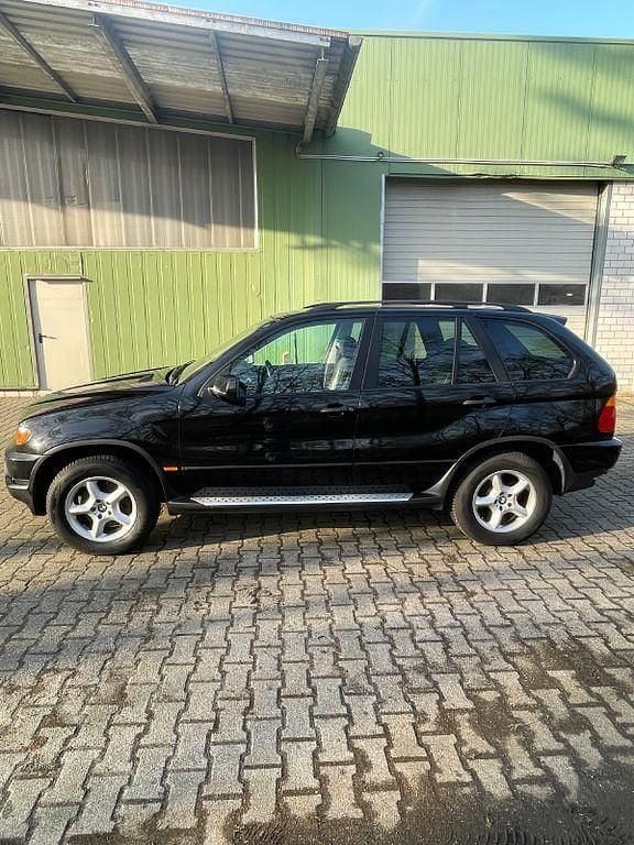 Second-hand BMW X5 218 CP (160 kW) 2003 Negru SUV