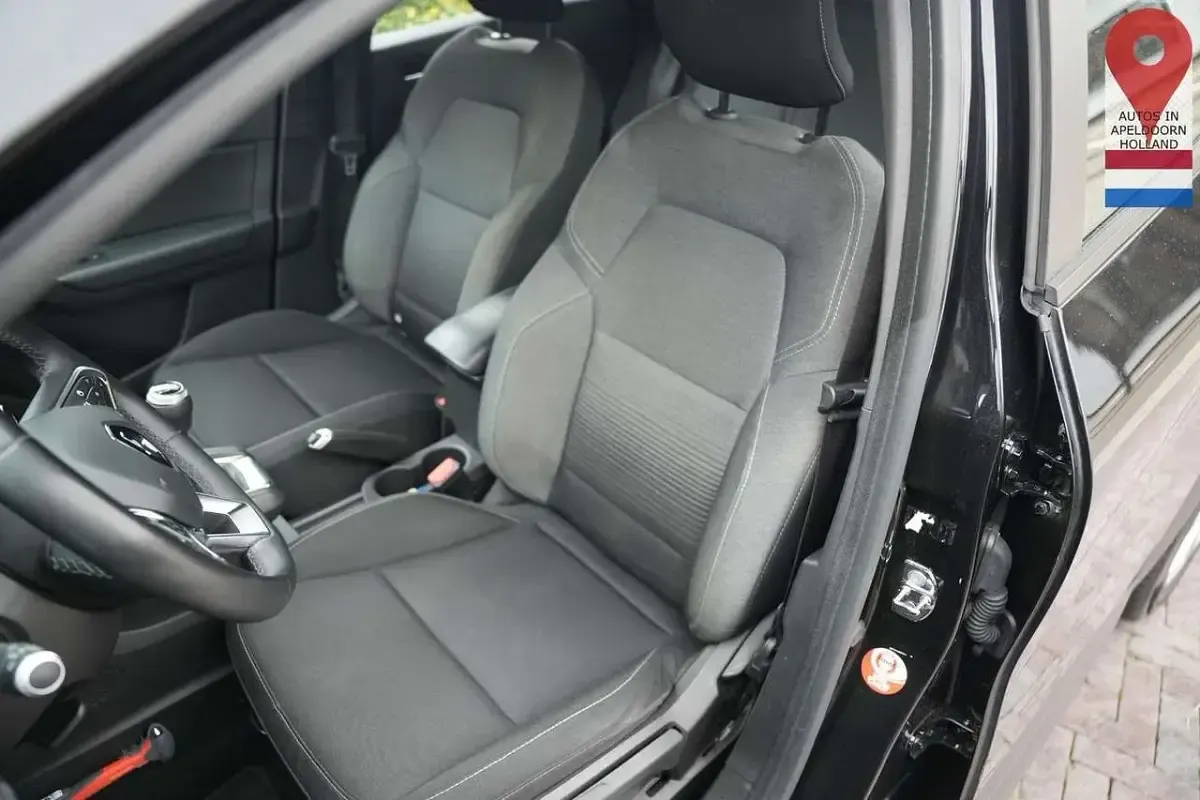 Gebraucht Renault Captur Zen 101 PS (74 kW) 2021 Schwarz SUV