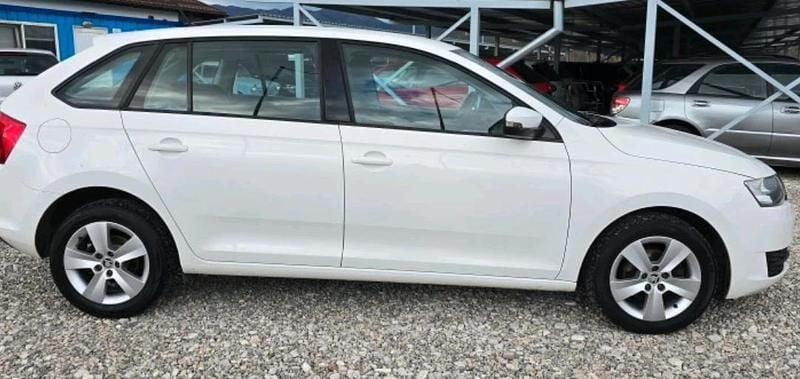 Gebraucht Skoda Rapid 95 PS (69 kW) 2018 Weiß Kleinwagen