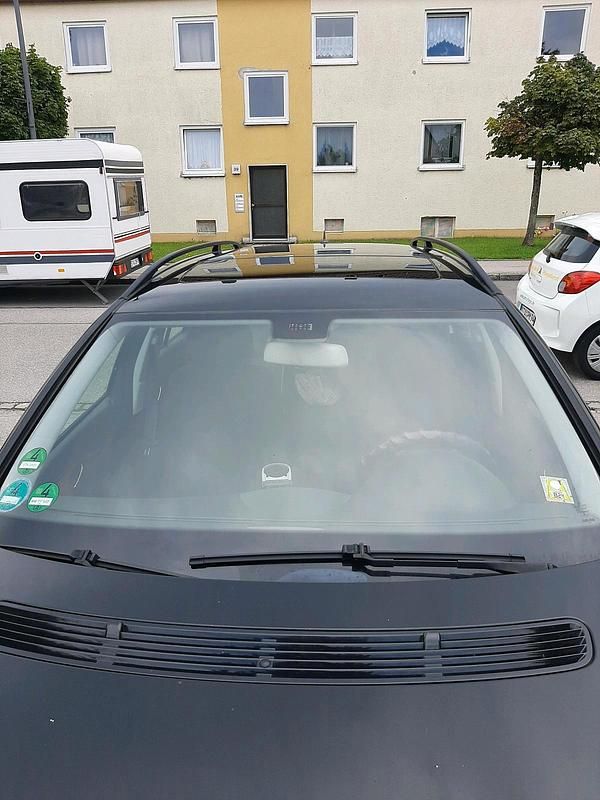 Schwarz Gebraucht 2007 Mercedes E220 Kombi | 2.850 € (Fairer Preis) - Bild 1/4