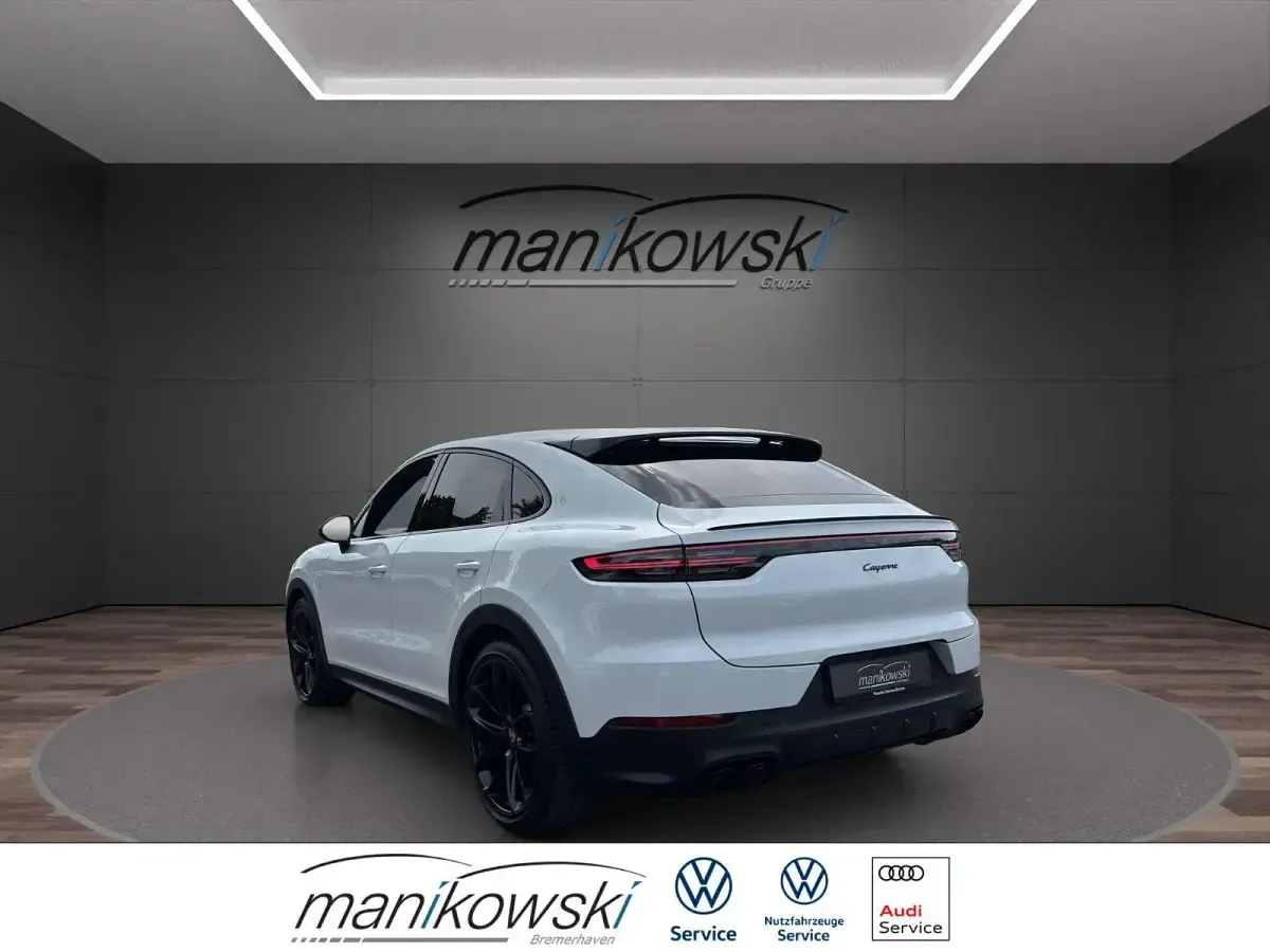 Gebraucht Porsche Cayenne Coupe Chrono 340 PS (250 kW) 2022 Weiß Coupé