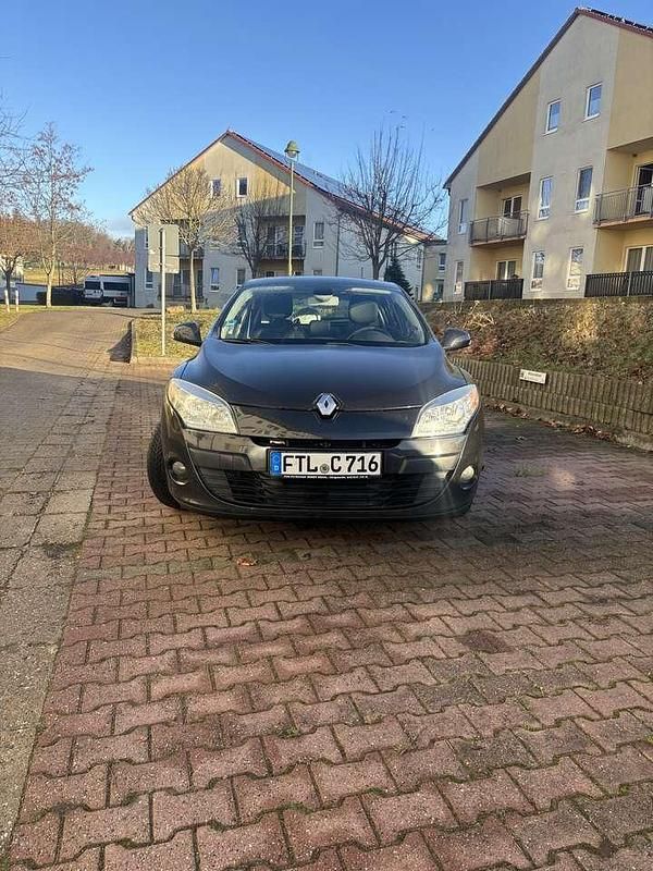 Gebraucht Renault Mégane III Expression 101 PS (74 kW) 2009 Kleinwagen