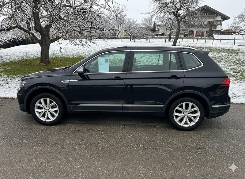 Gebraucht VW Tiguan Allspace 200 PS (147 kW) 2021 Schwarz SUV