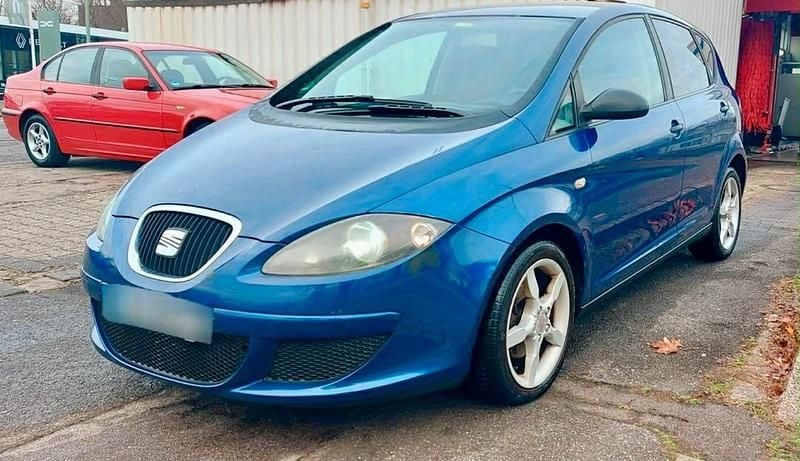 Blau Gebraucht 2005 Seat Altea Van / Kleinbus | 1.800 € (Fairer Preis) - Bild 1/4