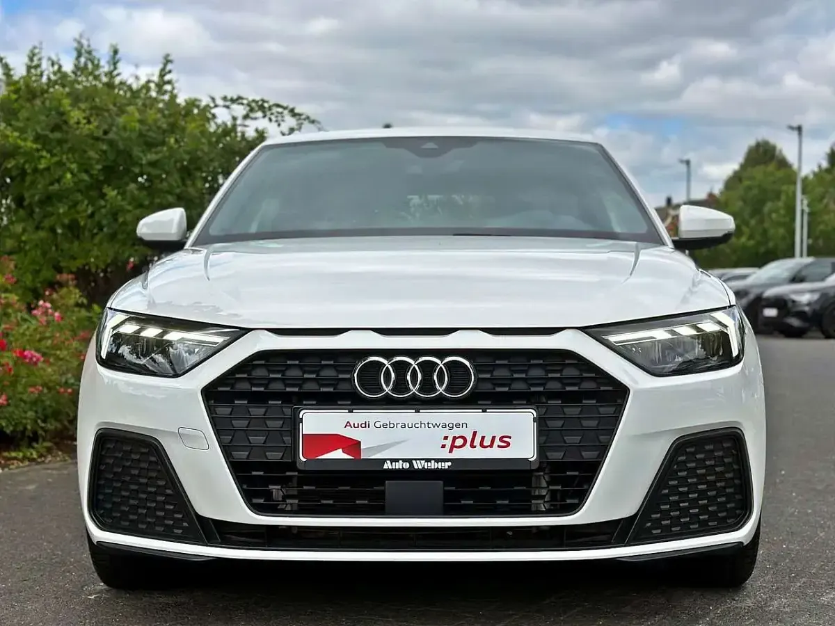 Gebraucht Audi A1 Sportback 95 PS (69 kW) 2023 Weiß Kleinwagen