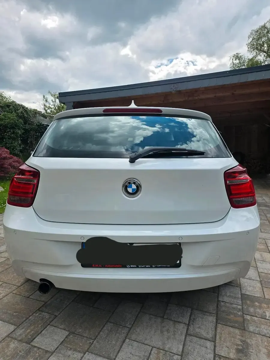 Gebraucht BMW 118 170 PS (125 kW) 2012 Weiß Kleinwagen