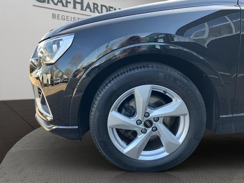 Gebraucht Audi Q3 Advanced Plus 150 PS (110 kW) 2022 Schwarz SUV