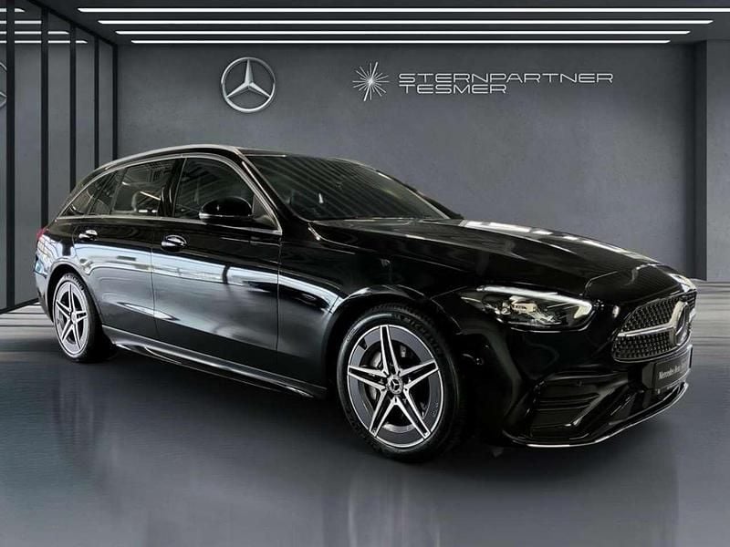Gebraucht Mercedes C300 AMG 265 PS (194 kW) 2025 Schwarz Limousine