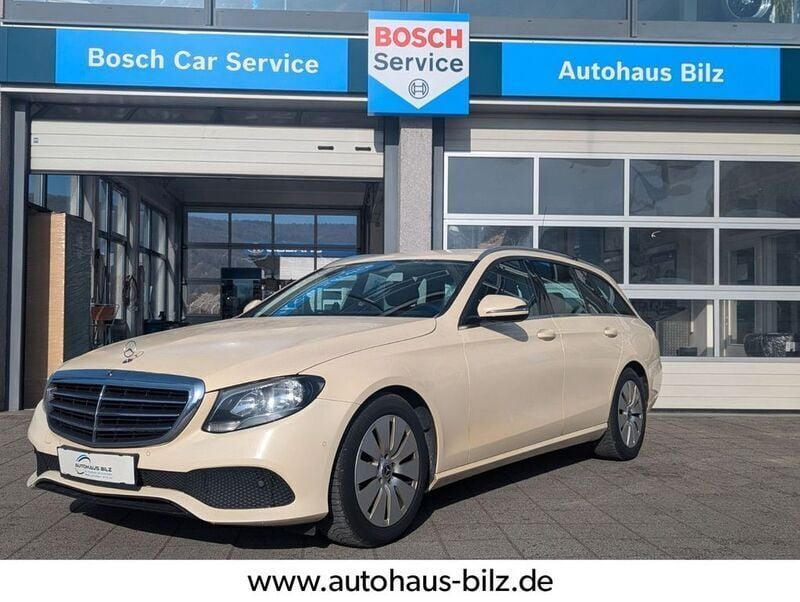 Beige Gebraucht 2019 Mercedes E200 Kombi | 7.500 € (Etwas zu teuer) - Bild 1/4